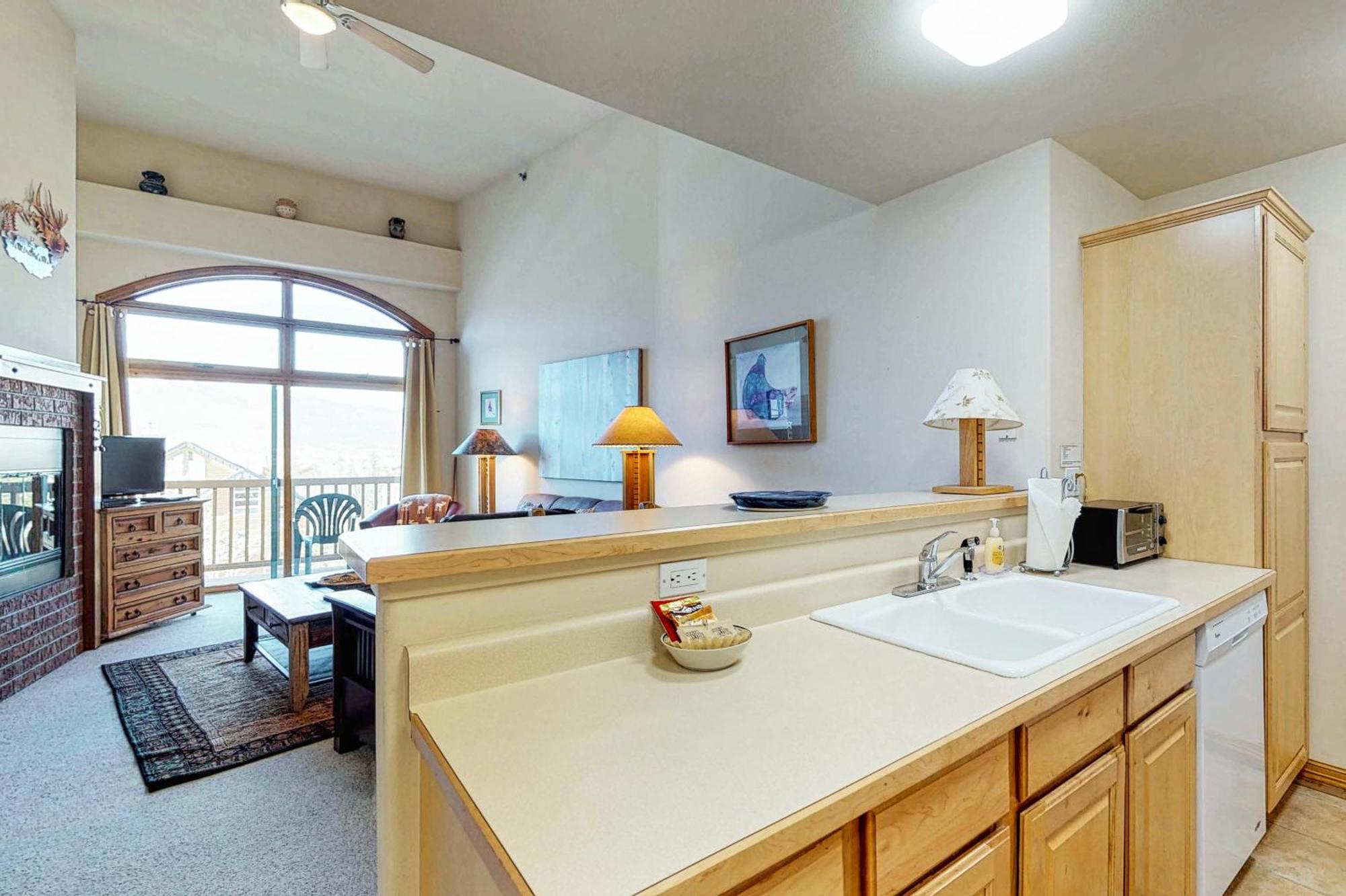 Hotel Dillon Commons Chambre photo