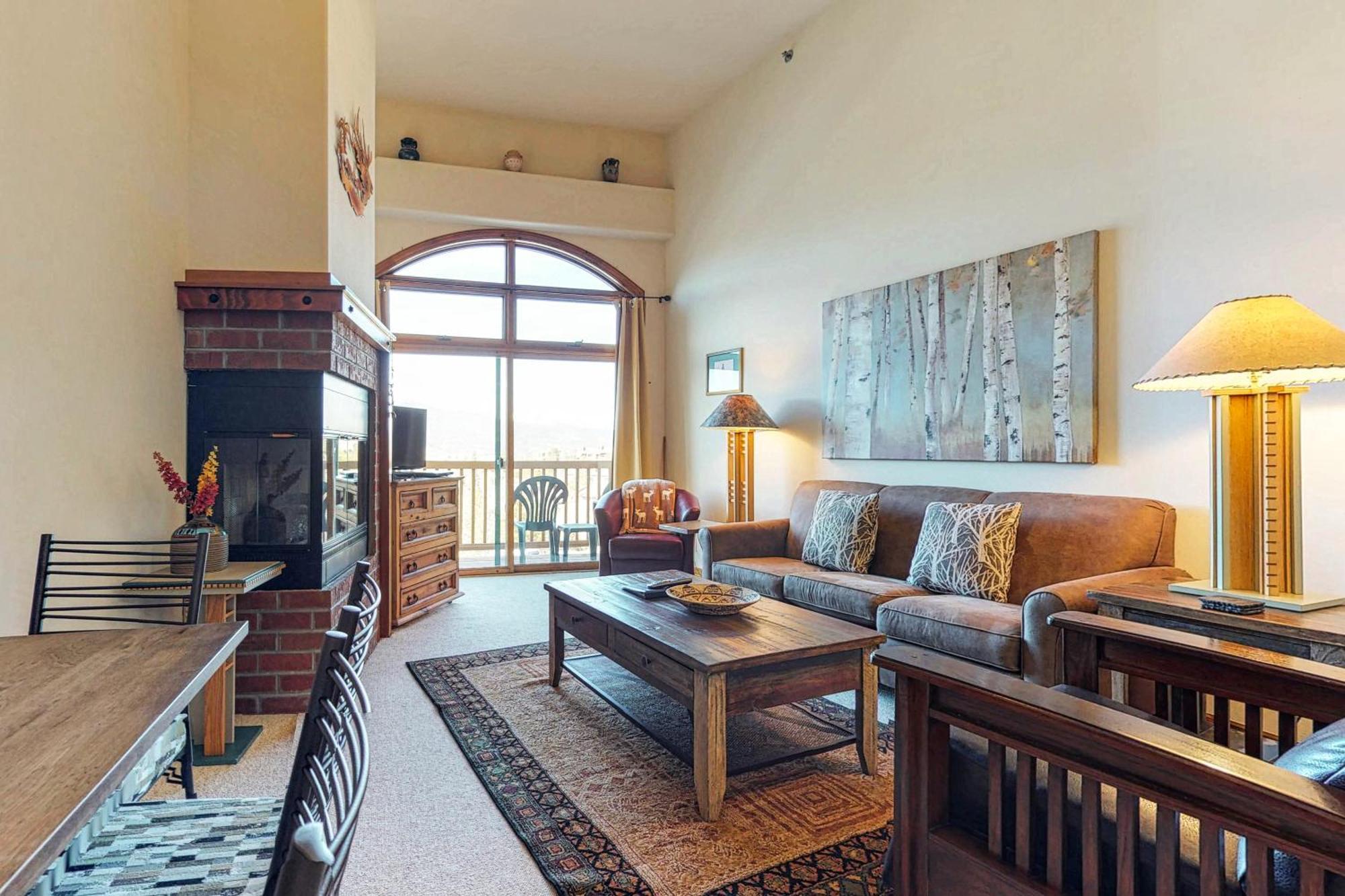 Hotel Dillon Commons Chambre photo